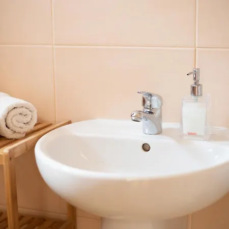 Fleurs Pensionat 3*