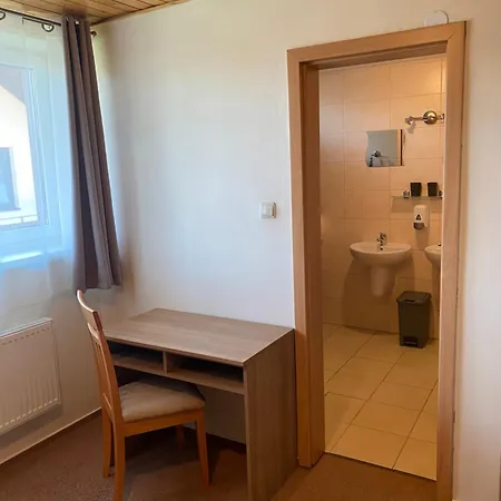 Fleurs Pensionat 3*